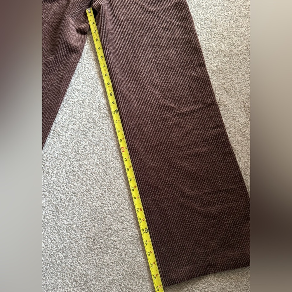 BDG Ribbed Corduroy Straight Leg Jeans - Picture 11 of 13